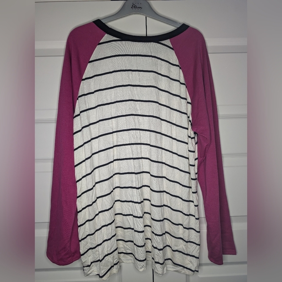 NWT Heimish USA 3XL Womens Long Sleeve Top Black Stripes/Lace with Pink Sleeves - Picture 2 of 8